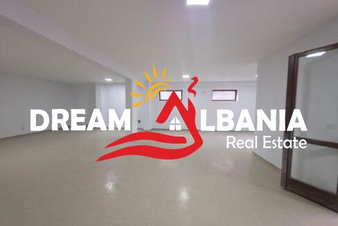 Jepet me qera ambient biznesi tek Kopshti Botanik prane Xhamise (ID 42711164) (10)
