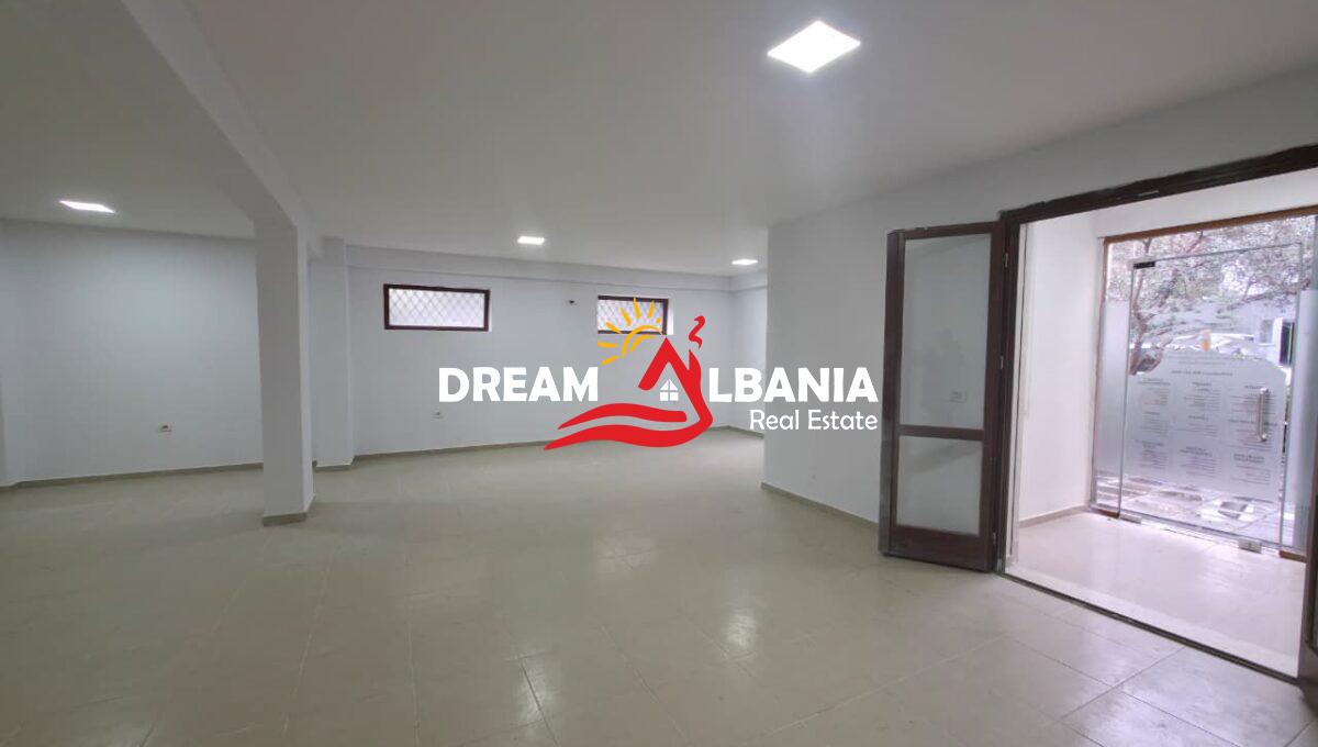 Jepet me qera ambient biznesi tek Kopshti Botanik prane Xhamise (ID 42711164) (5)