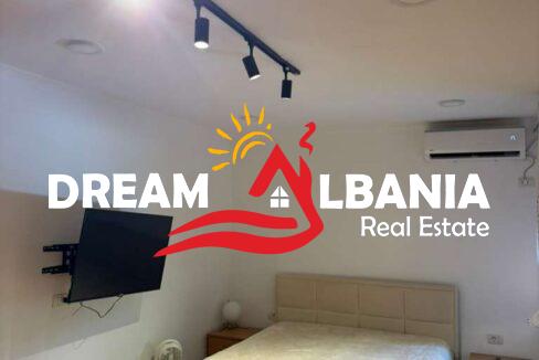 Jepet me qera apartament 1+1 me oborr tek 21 Dhjetori prane Mondial (ID4219487) (1)