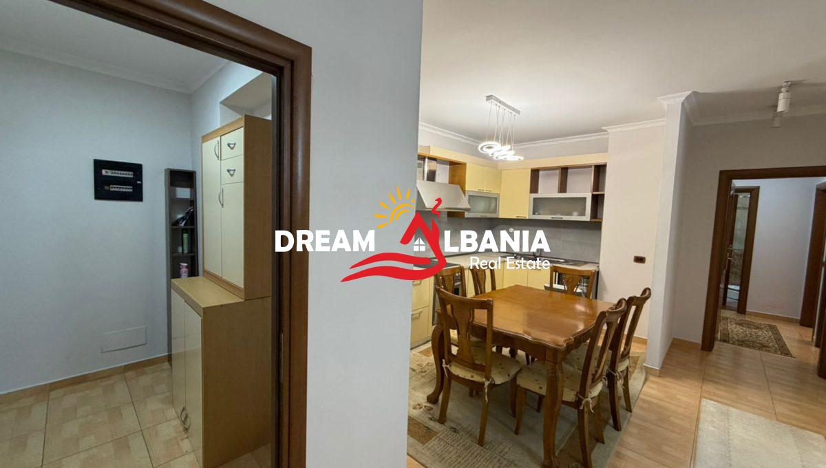 Jepet me qera apartament 2+1+2 tek 21 Dhjetori prane Joenes (ID 42215521) (3)