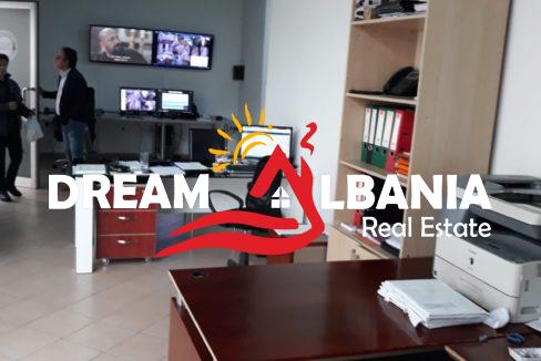 Jepet me qera zyre ne Bulevardin Zogu i Pare prane Ministrise se Drejtesise (ID 42611423) (2)