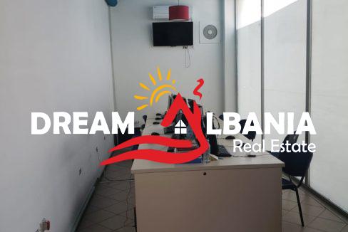 Jepet me qera zyre ne Bulevardin Zogu i Pare prane Ministrise se Drejtesise (ID 42611423) (4)