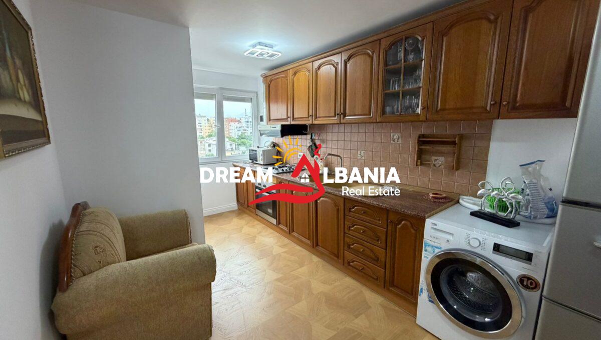 Shitet apartament 2+1+2 tek Irfan Tomini prane shkolles 26 Nentori (ID 41212220) (11)
