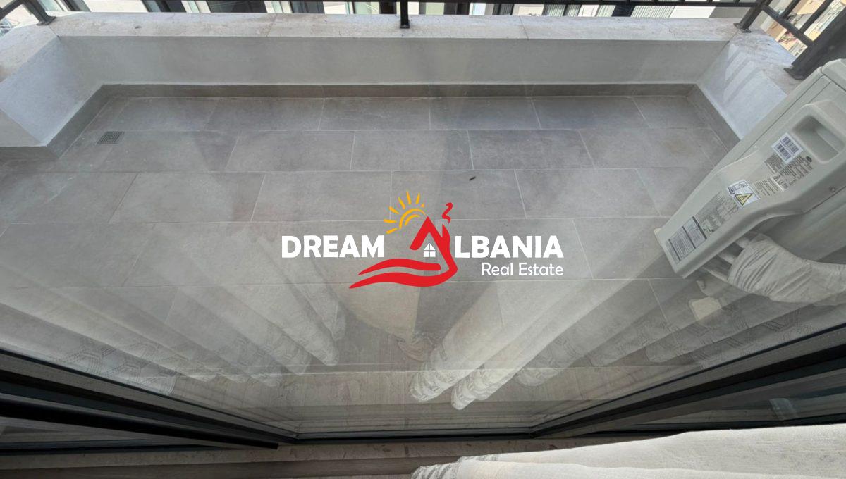 Shitet super apartament 2+1+2+post parkimi i perfshire ne Rrugen e Durresit prane Colosseo (ID 41212211) (8)