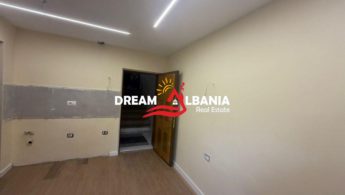 garsoniere ne shitje rruga elbasanit (1)