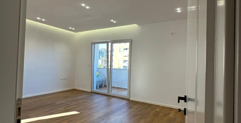Apartament 2+1 ne Shitje, Mbrapa Fakultetit Te Shkencave te Natyres (ID 4129565)