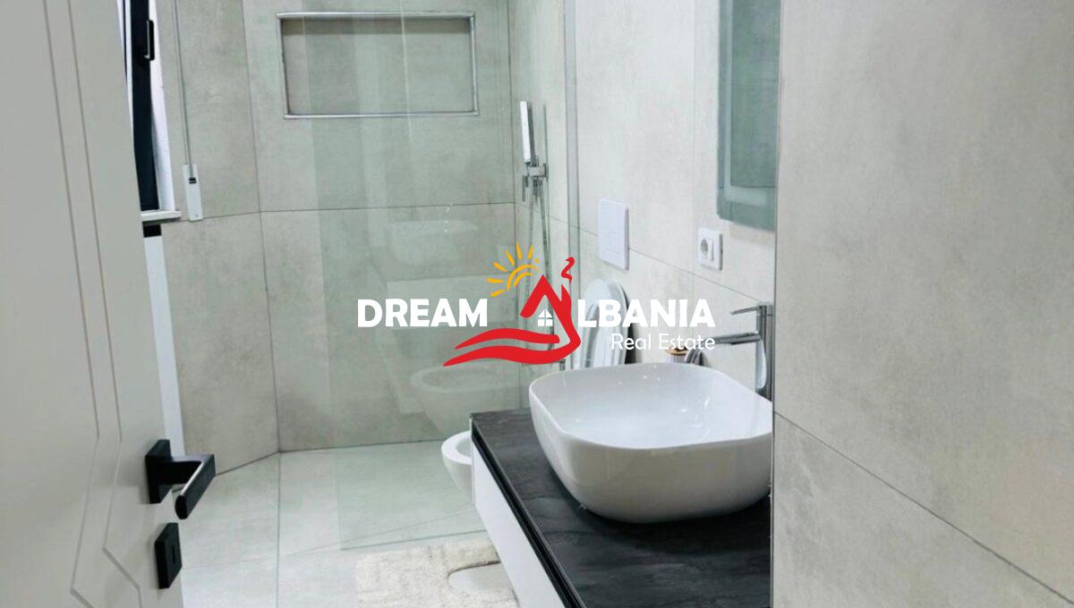 Apartament 2+1+2wc me qera rr durresit (1)