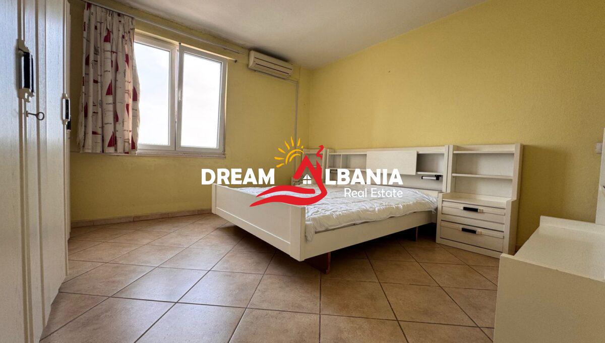 Shitet apartament 2+1+2 tek Pazari i Ri prane Zyrave te Punes (ID 41212229) (1)