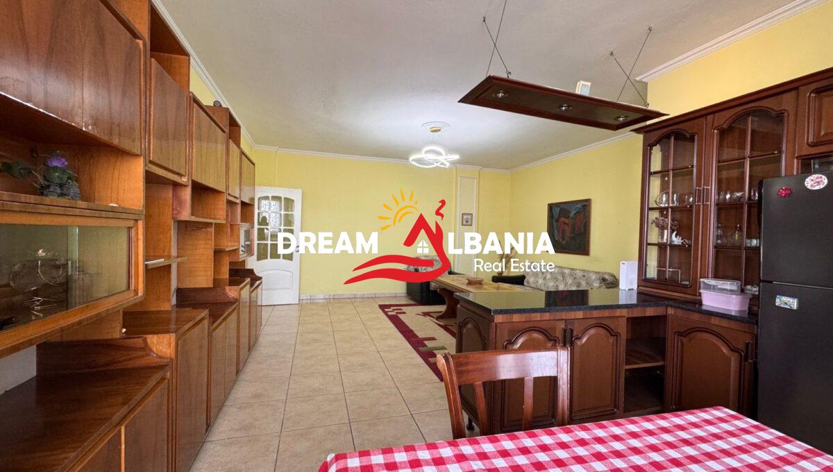 Shitet apartament 2+1+2 tek Pazari i Ri prane Zyrave te Punes (ID 41212229) (13)