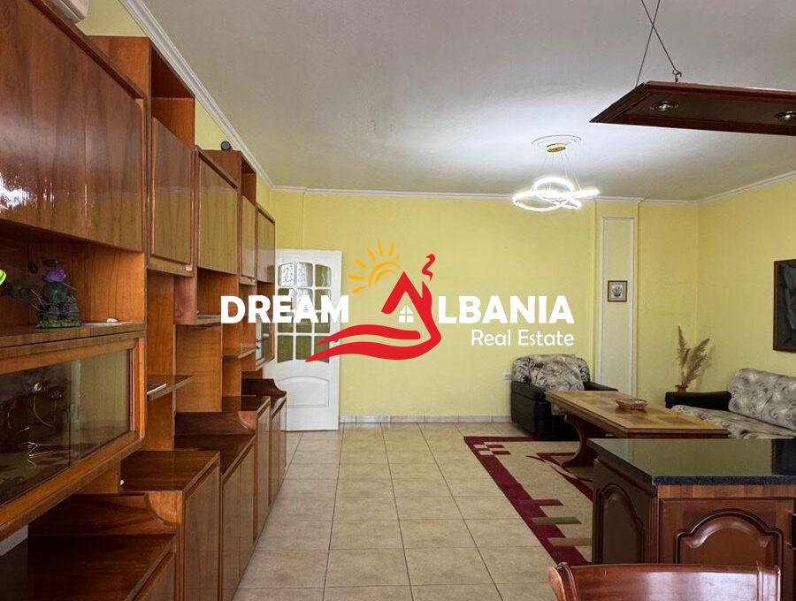 Shitet apartament 2+1+2 tek Pazari i Ri prane Zyrave te Punes (ID 41212229) (16)