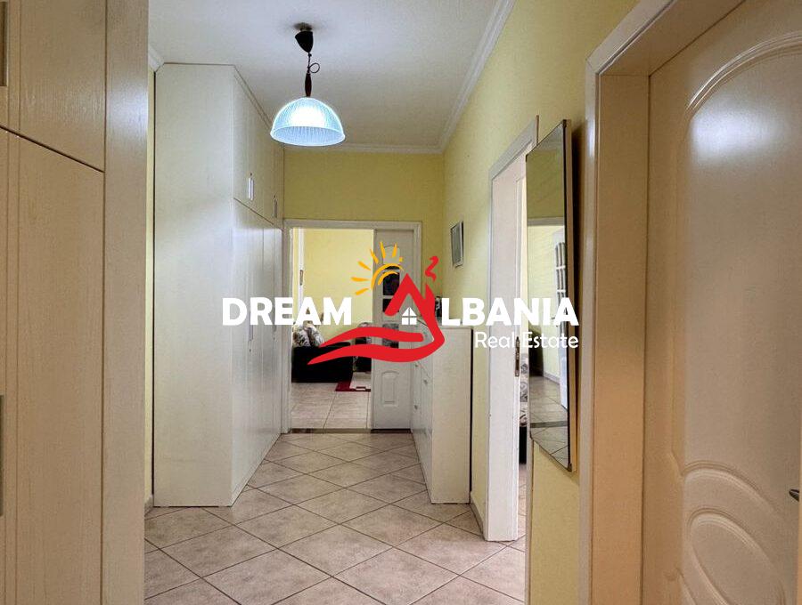 Shitet apartament 2+1+2 tek Pazari i Ri prane Zyrave te Punes (ID 41212229) (19)