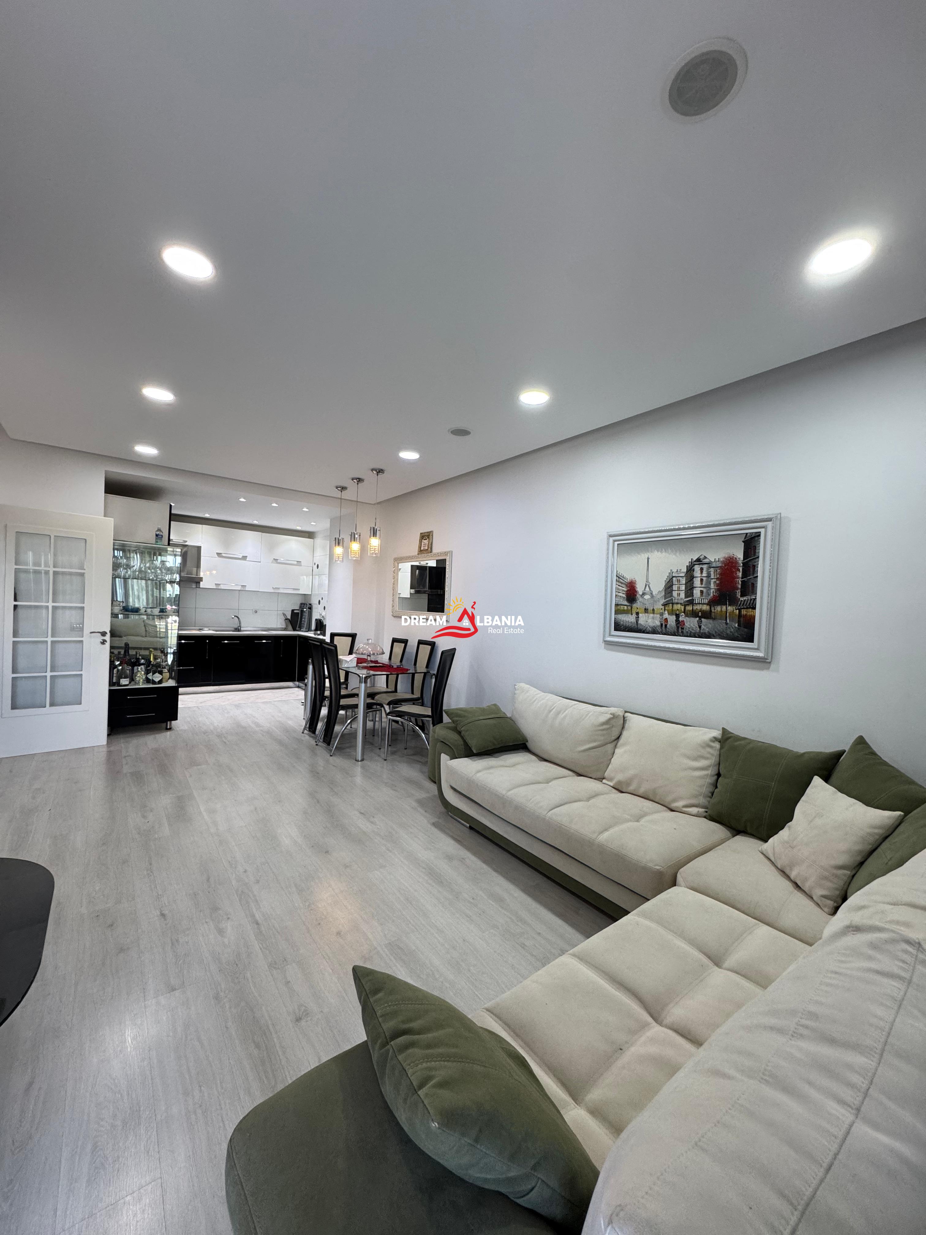 Apartament 1+1 me qera në zonën se Institutit prane Karburant Kastratit (ID 42111572)f