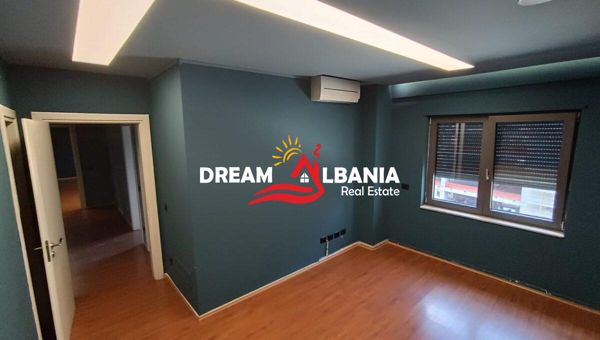 Apartamne tedhe Zyra (9)