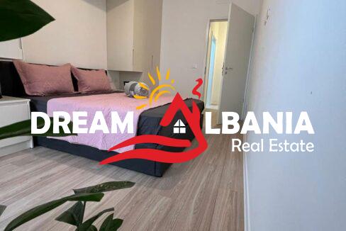Super apartament 1+1 me qera kompleksi kontakt (1)