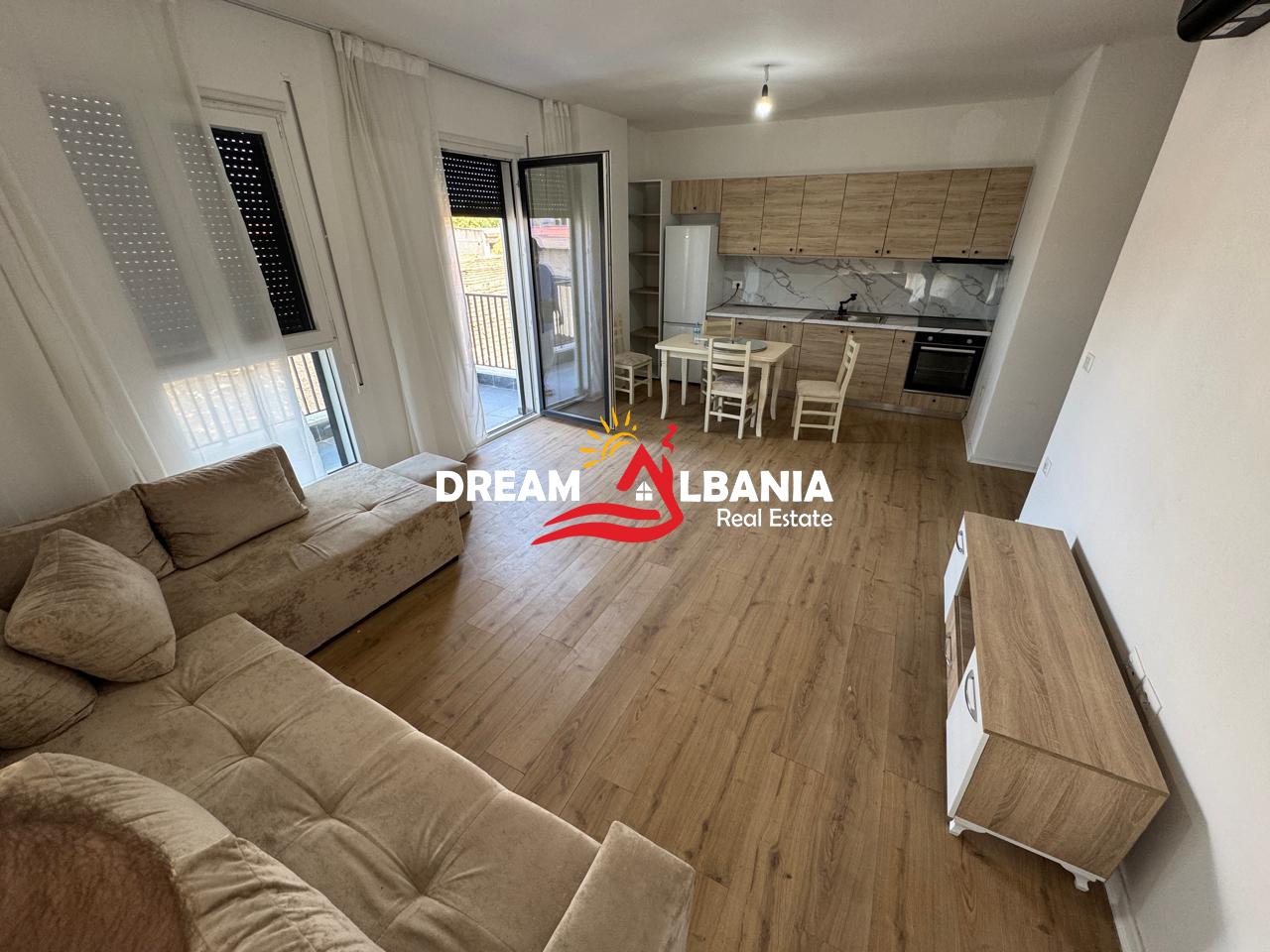 Don Bosko bölgesinde, Trio Tower kompleksinde (ID 42215494) 2+1+2 daire kiralık.
