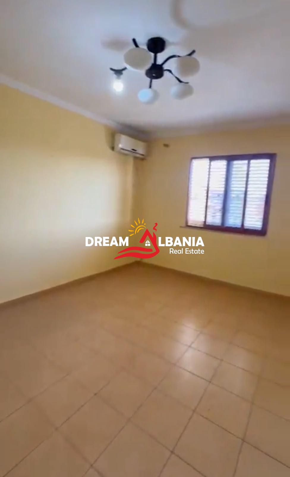 Apartament 2+1 Ne Shitje Ne Laprake (ID 4129578)